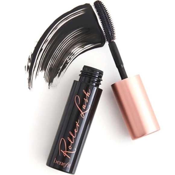 Benefit Roller Lash Mascara - Picture 2 of 12